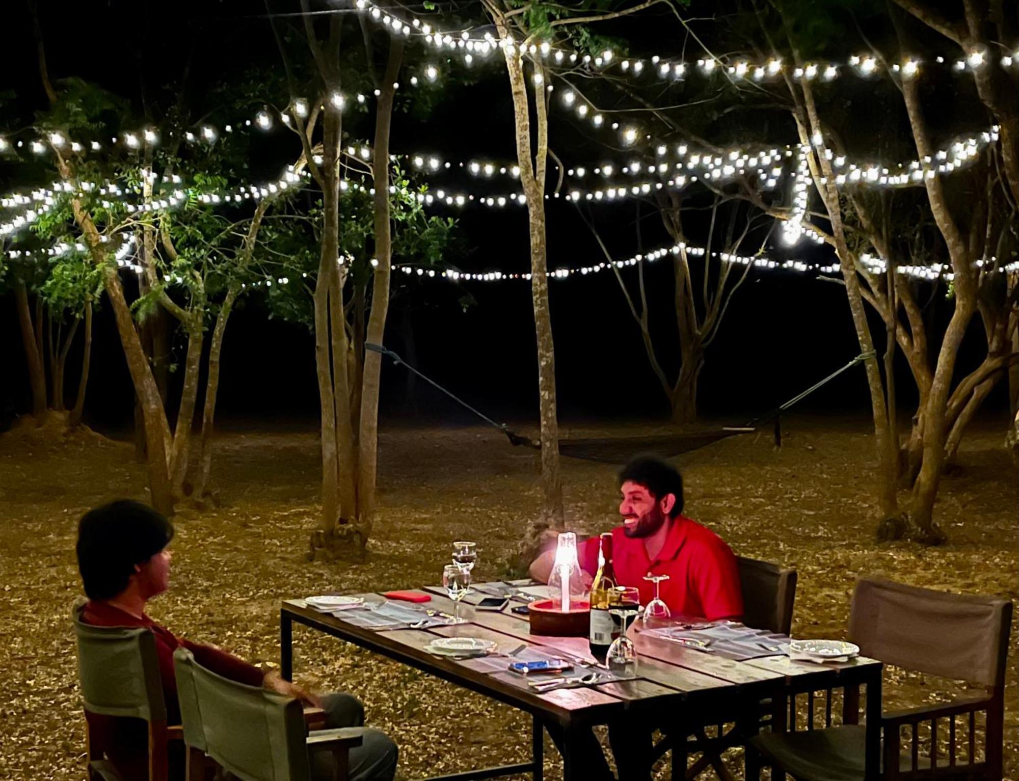 Funky Leopard Safari Lodge Bordering Yala National Park Kataragama Eksteriør billede
